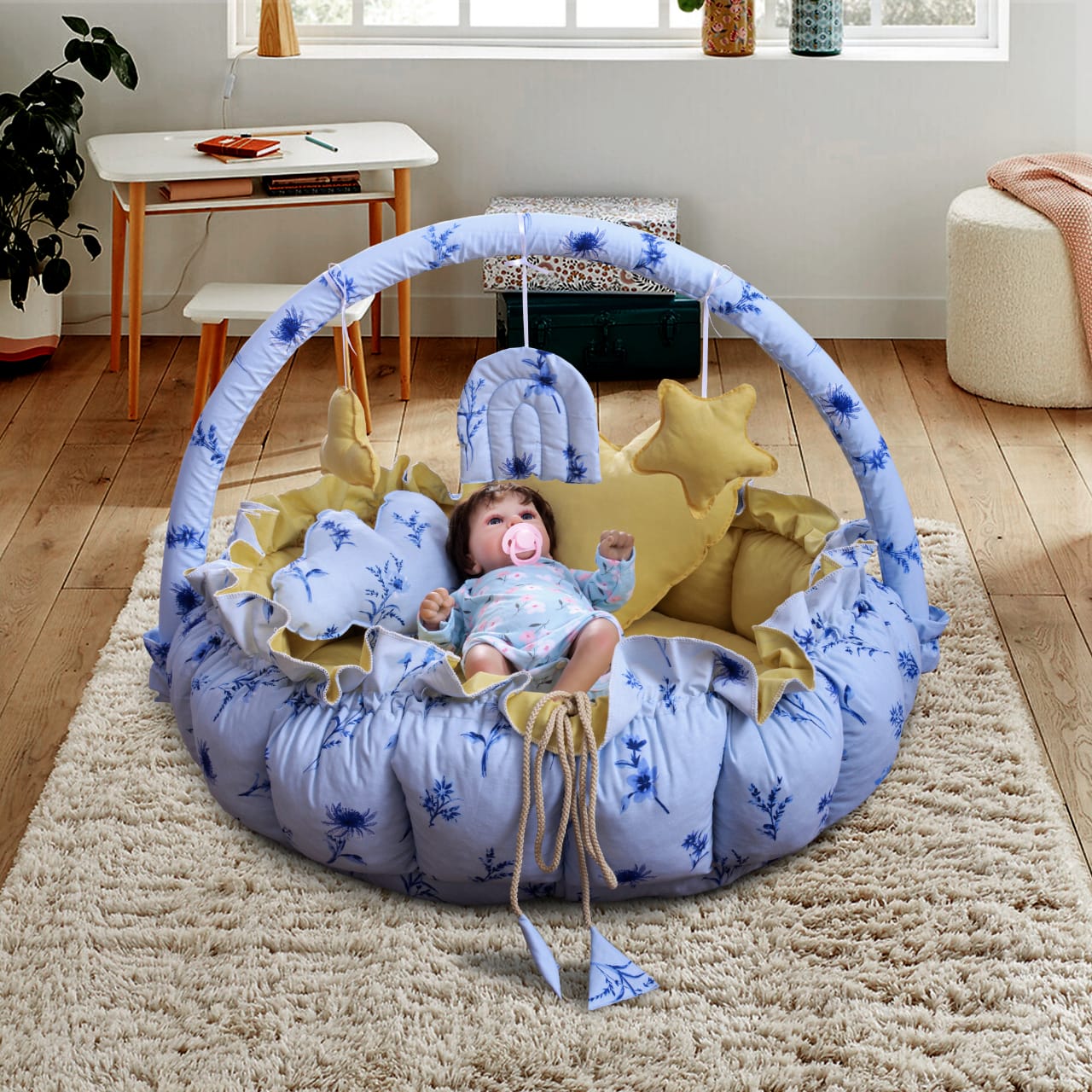 Printed Cotton Baby Round Cot with Pillows- Sky Floral