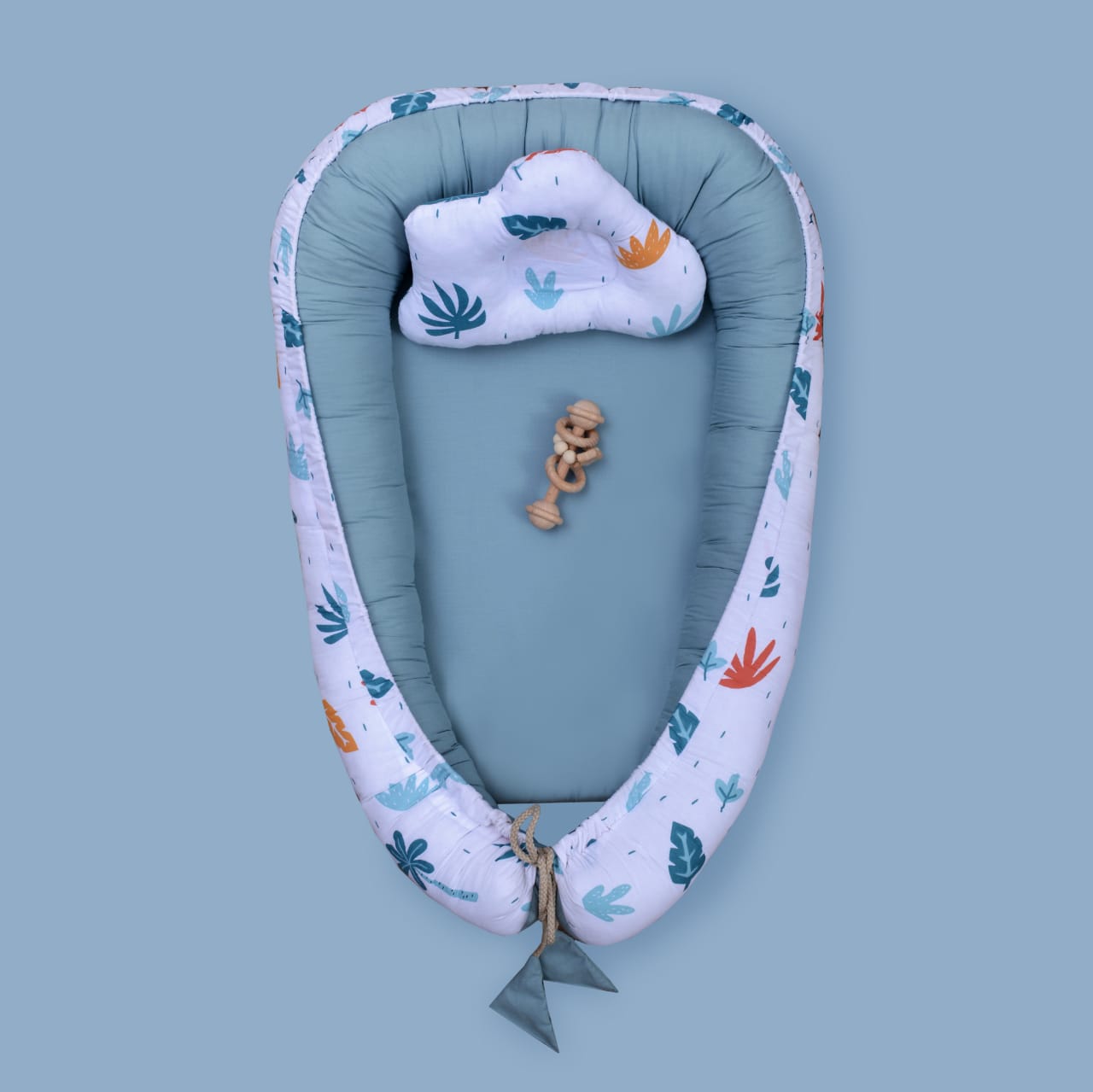 Printed baby Nest with Cloud Pillow-Cadet Blue