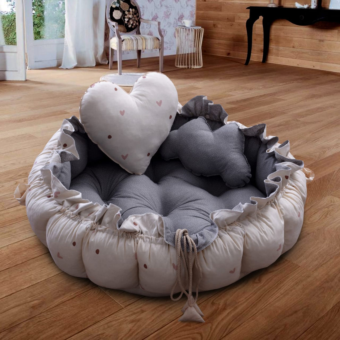 Printed Cotton Baby Round Cot with Pillows-Dotted Gray